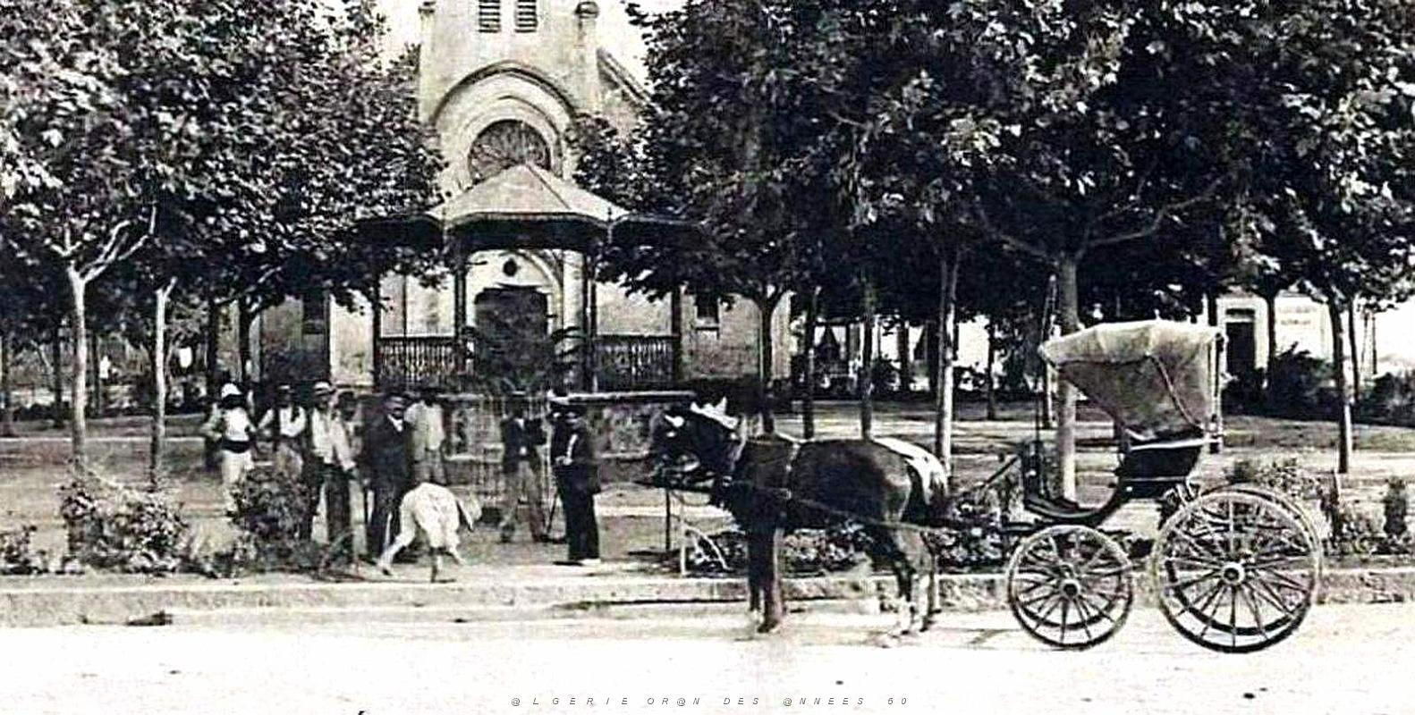 1275- Fouka - eglise et Place2 Bugeaud.jpg